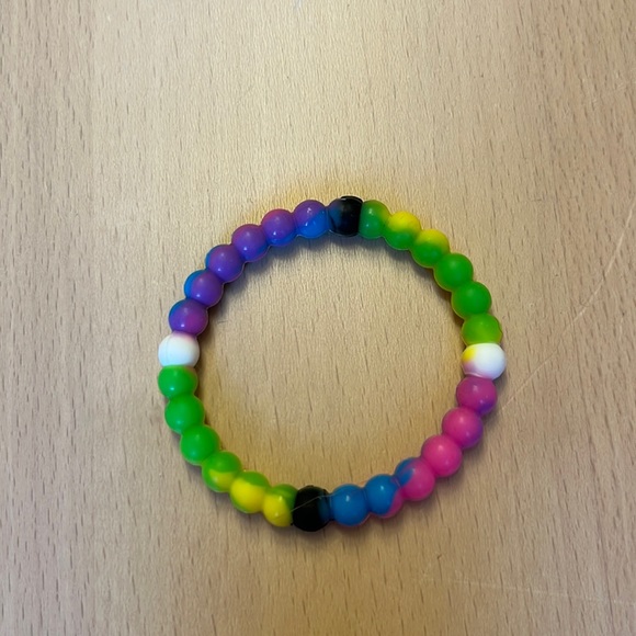 Lokai bracelets (price is negotiable) - Picture 2 of 4